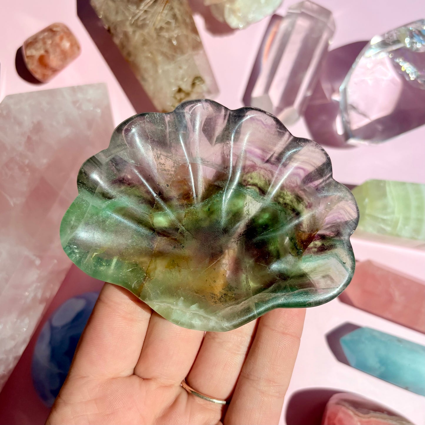 FLUORITE SHELL BOWL