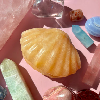 ORANGE CALCITE CLAMSHELL