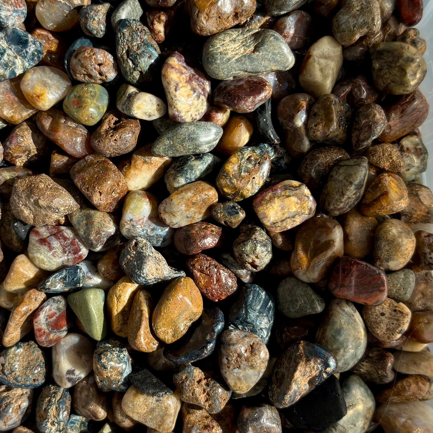 CREATE-YOUR-OWN CONFETTI MIX!
