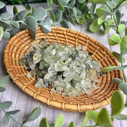 PREHNITE CHIPS - 100 GRAMS
