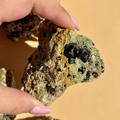 GARNET SPECIMENS