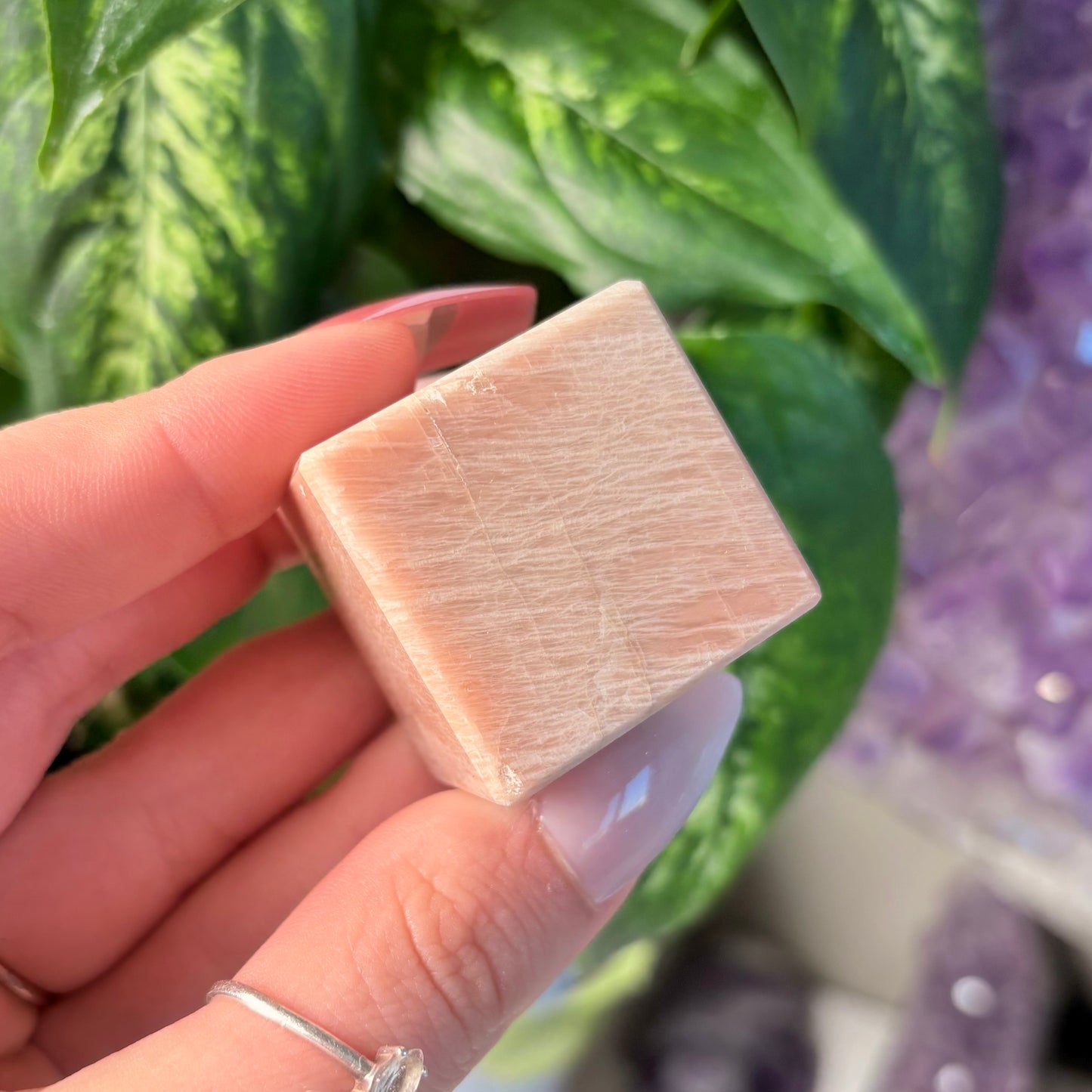 PEACH MOONSTONE CUBE
