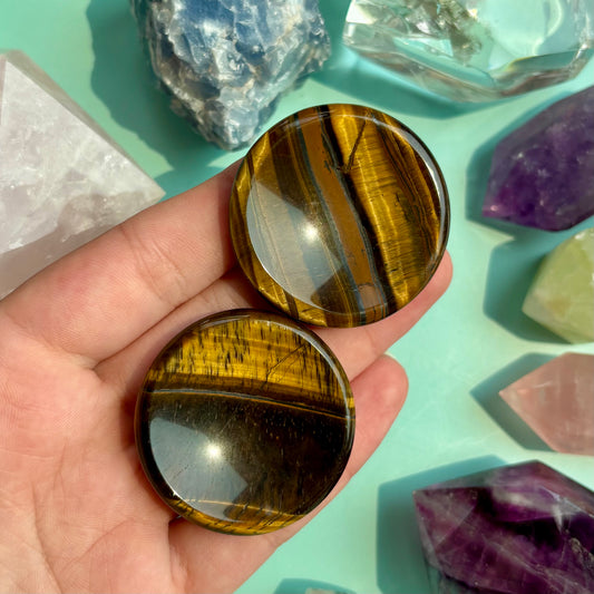 TIGERS EYE ROUND WORRYSTONE
