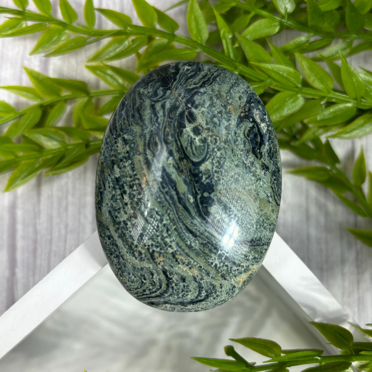 KAMBABA JASPER PALMSTONES