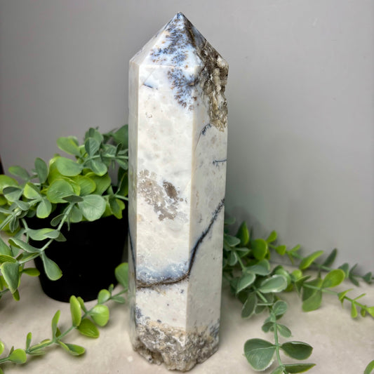 SNOW AGATE STATEMENT TOWER