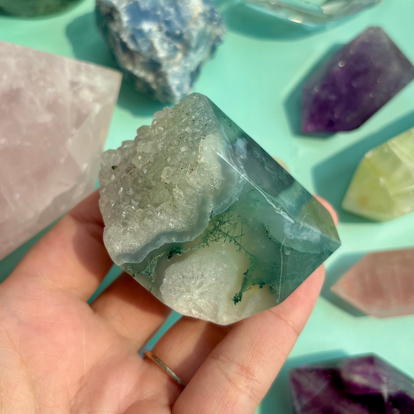 MOSS AGATE GUSHERS