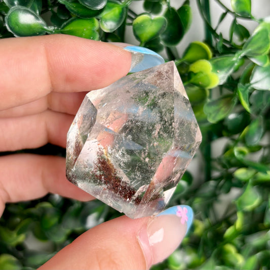 GARDEN QUARTZ TOWERS