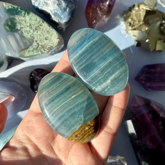 BLUE ONYX PALMSTONE