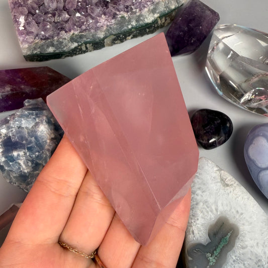 ROSE QUARTZ FREEFORM