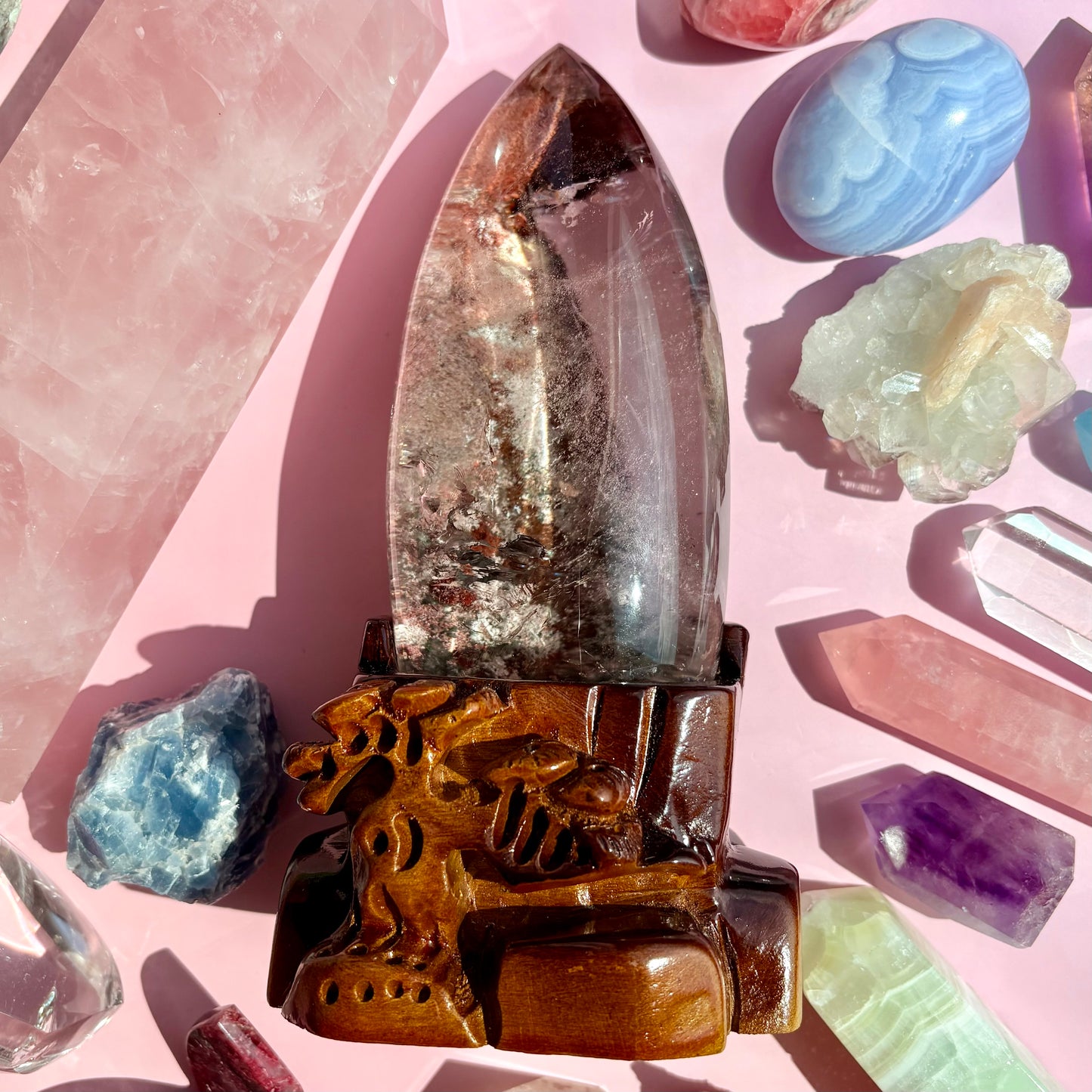 GARDEN QUARTZ EGG