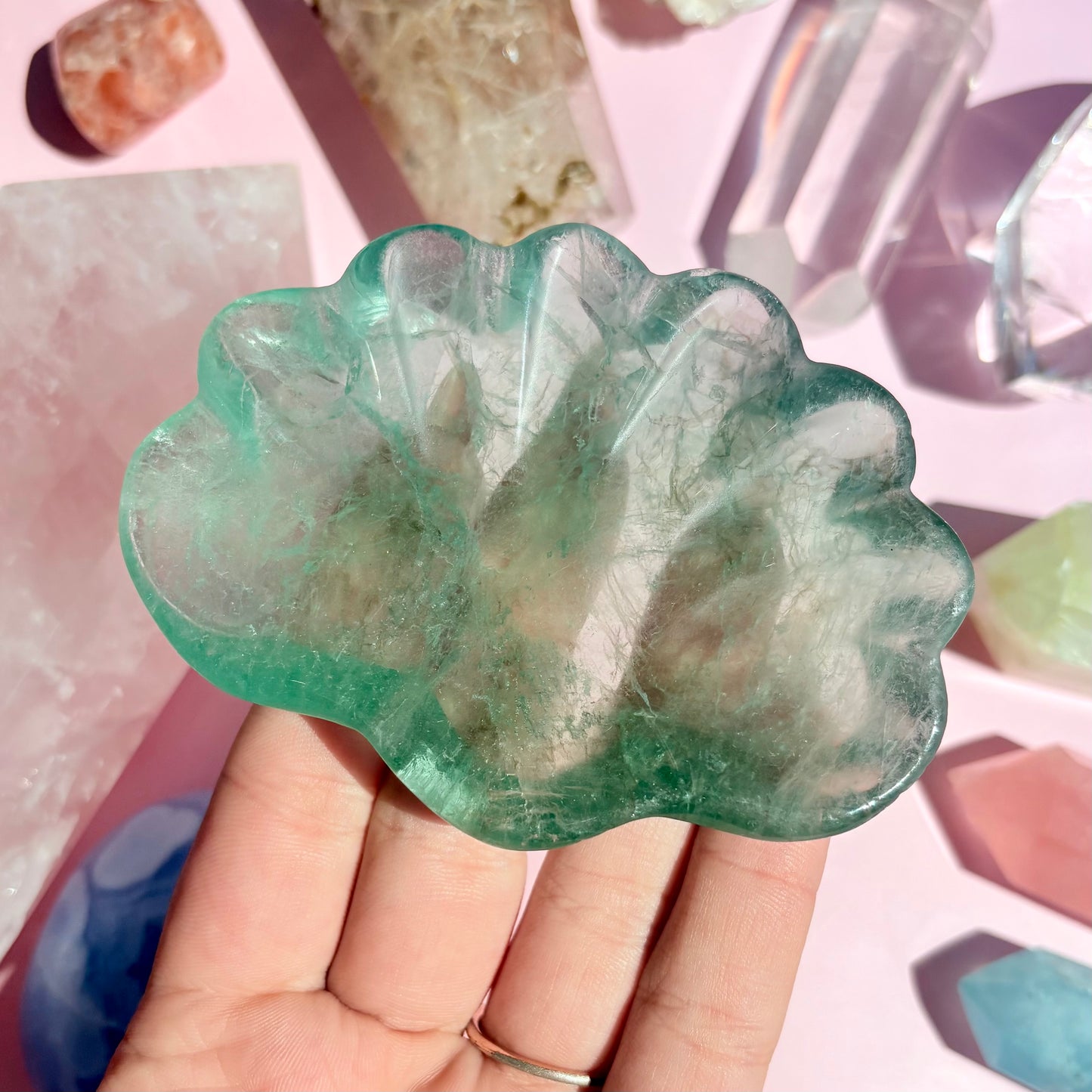 FLUORITE SHELL BOWL