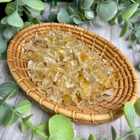 CITRINE (HTA) CHIPS - 100 GRAMS