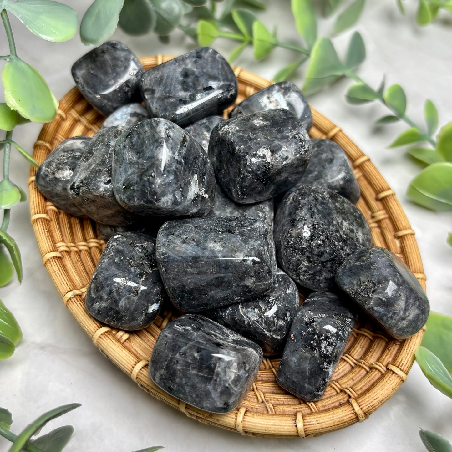 LARVIKITE TUMBLE