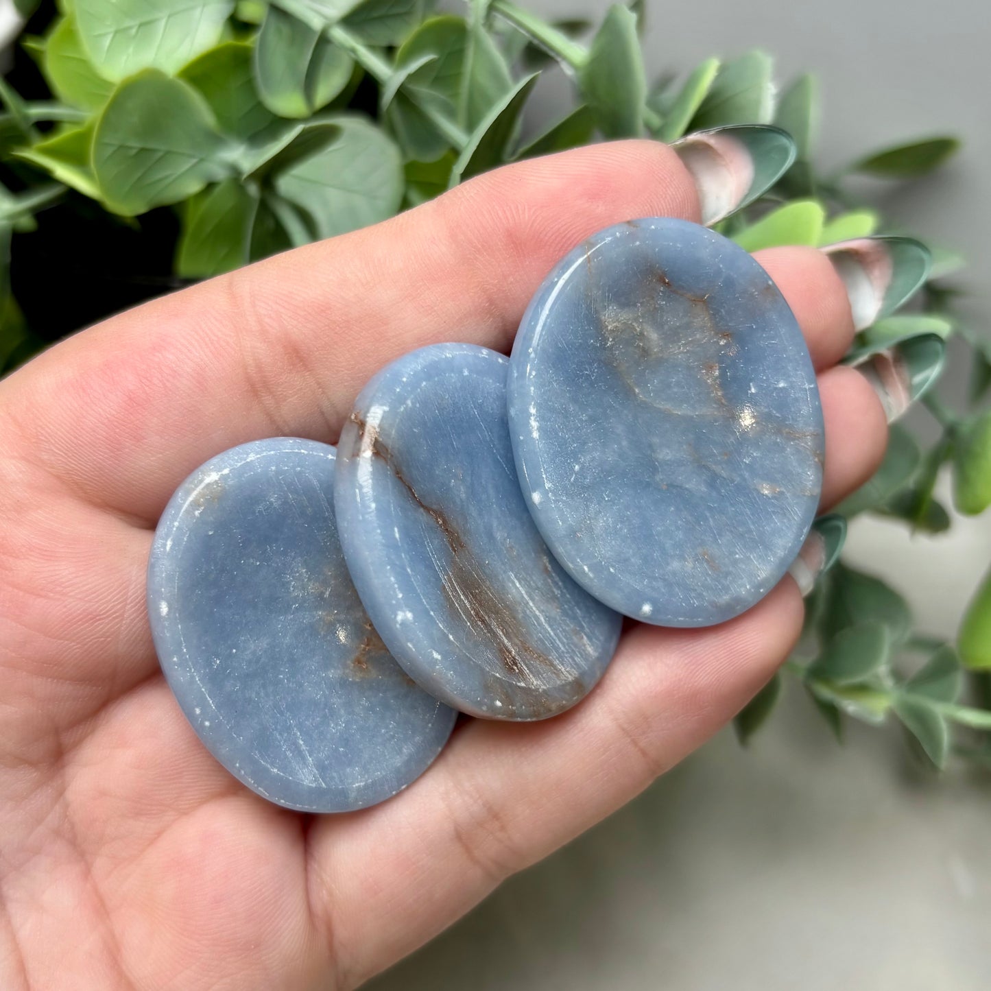 ANGELITE WORRYSTONE