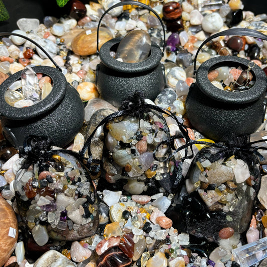 SPOOKY CAULDRON CONFETTI🎃