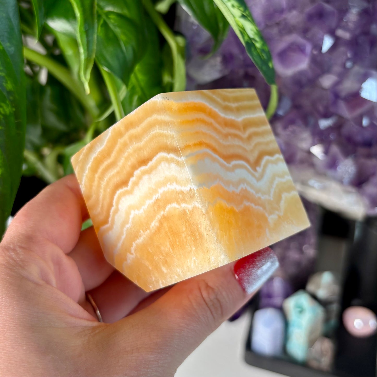 ORANGE CALCITE CUBES