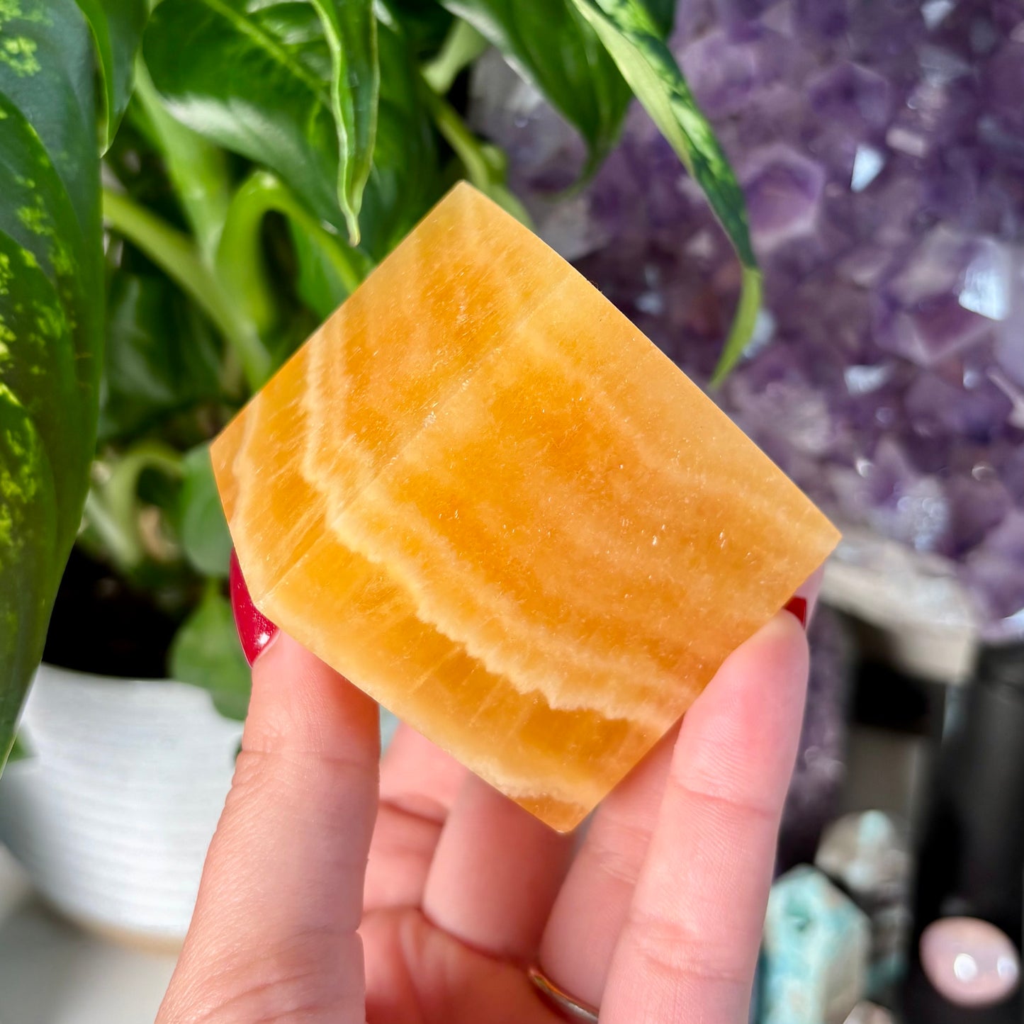 ORANGE CALCITE CUBES