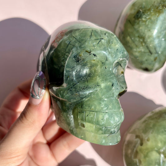 PREHNITE SKULLS