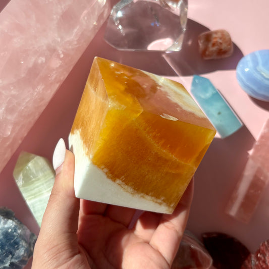 ORANGE CALCITE CUBES