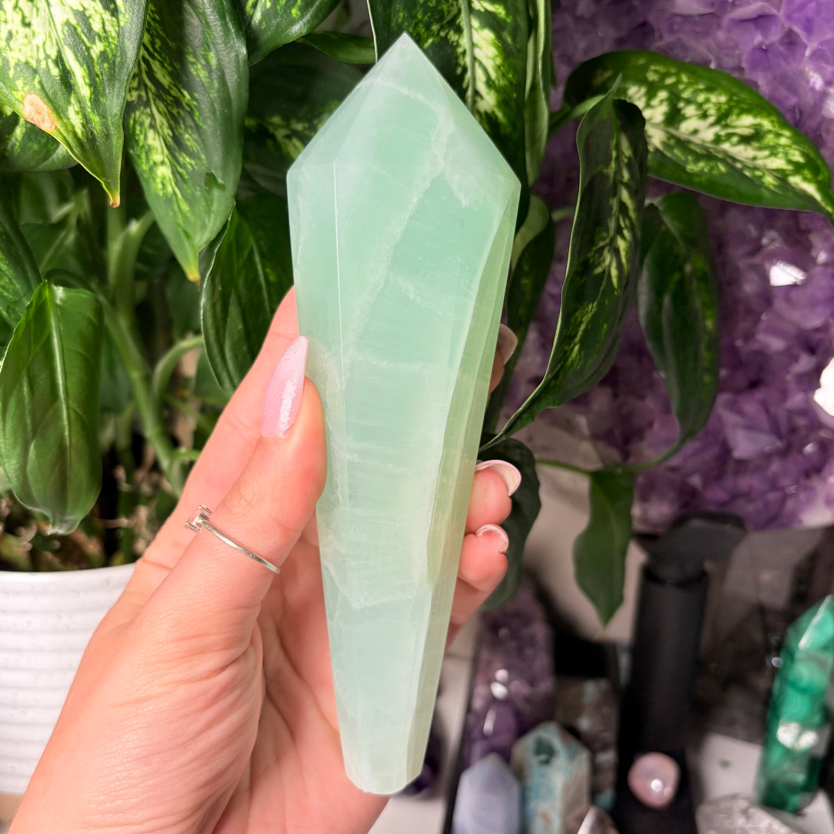 PISTACHIO CALCITE WANDS