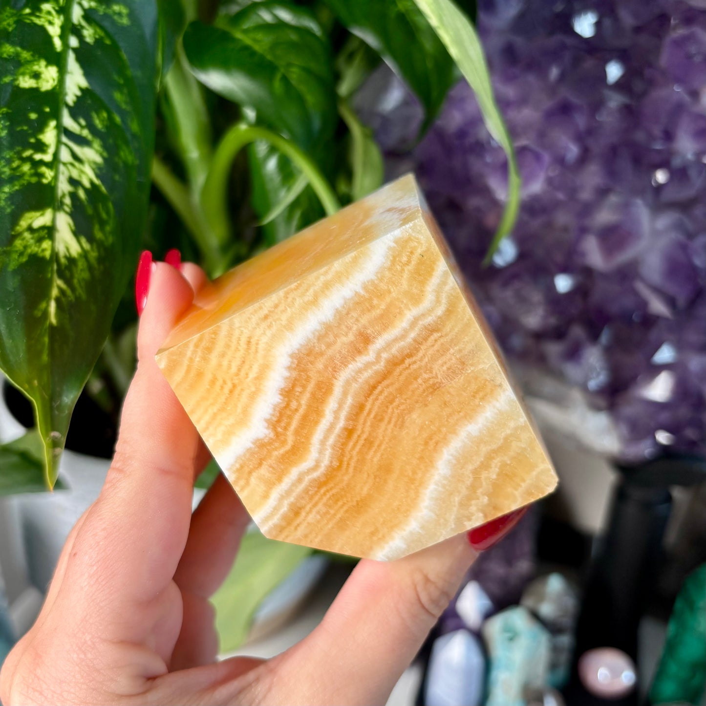 ORANGE CALCITE CUBES