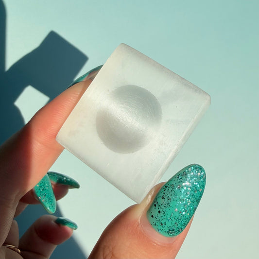 SELENITE SPHERE STAND