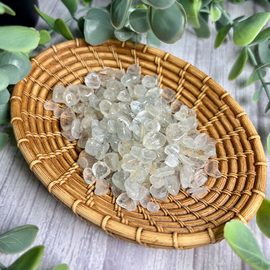 BLUE TOPAZ CHIPS - 100 GRAMS