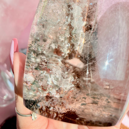 GARDEN QUARTZ EGG