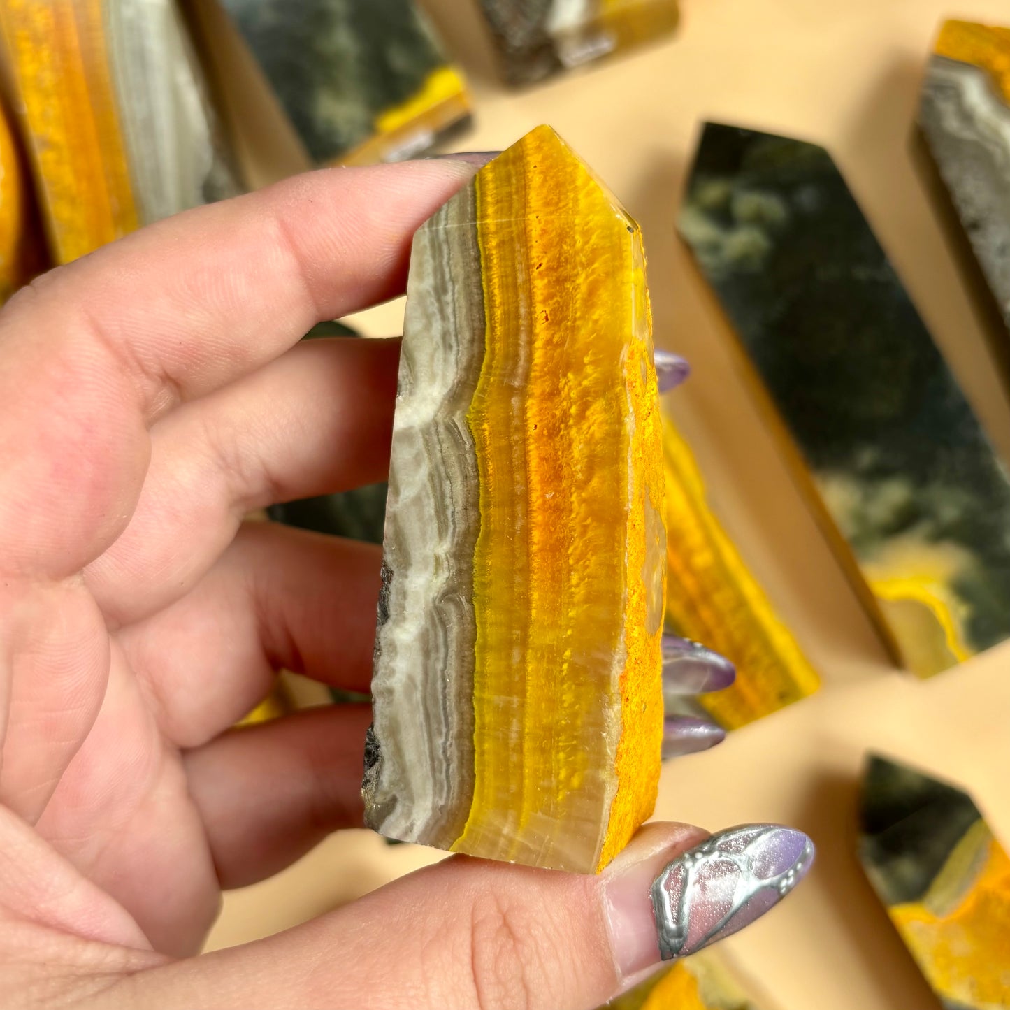 BUMBLEBEE JASPER TOWER