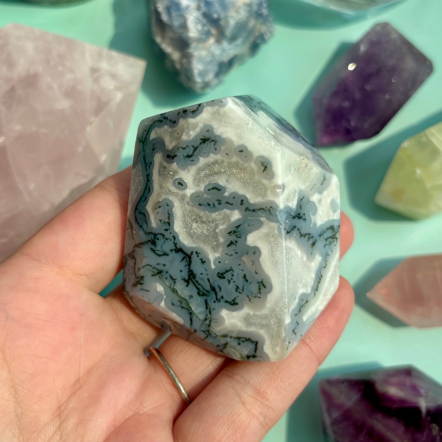 MOSS AGATE GUSHERS