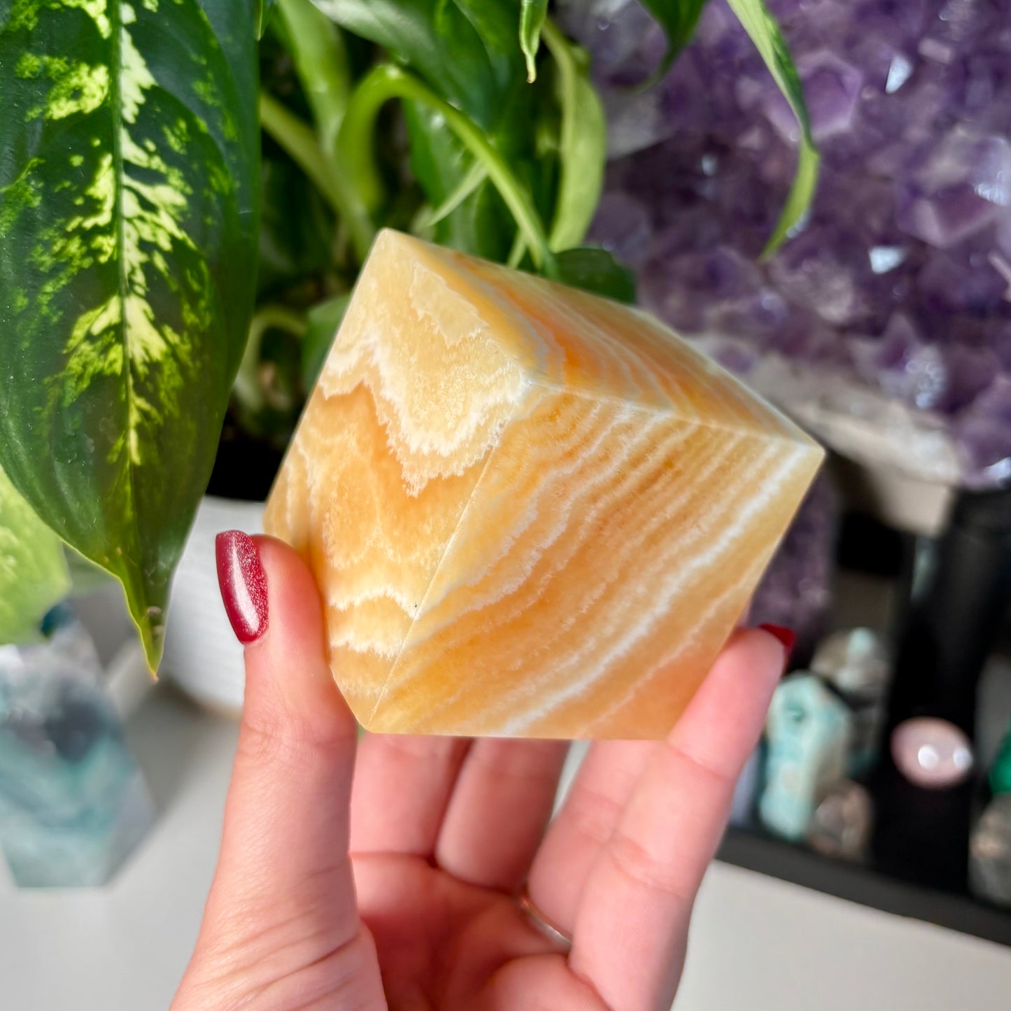 ORANGE CALCITE CUBES