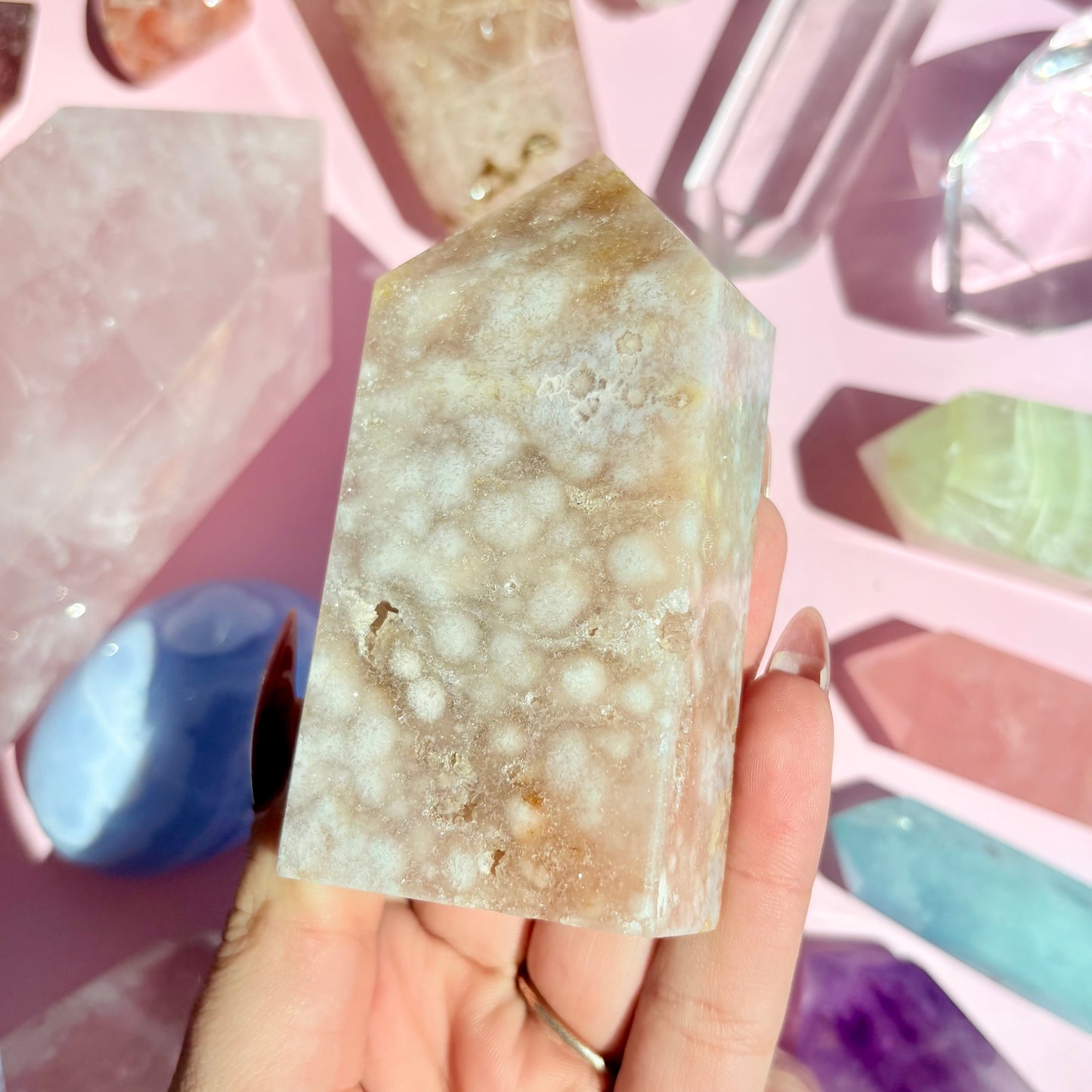 FLOWER AGATE TOWERS