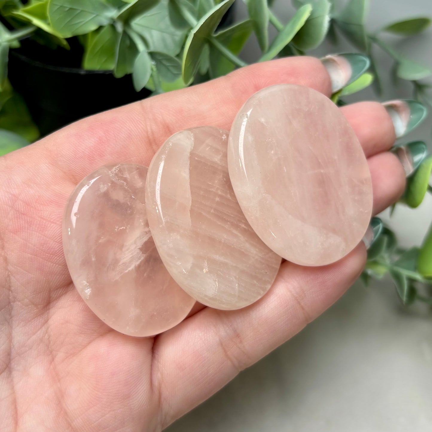 ROSE QUARTZ WORRYSTONE